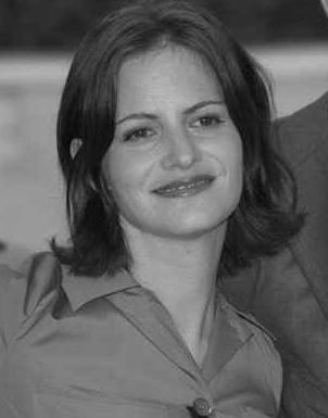 Jennifer Jason Leigh